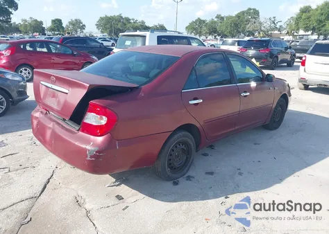 2004 Toyota Camry Le z USA, uszkodzony, nr VIN 4T1BE32K84U323295